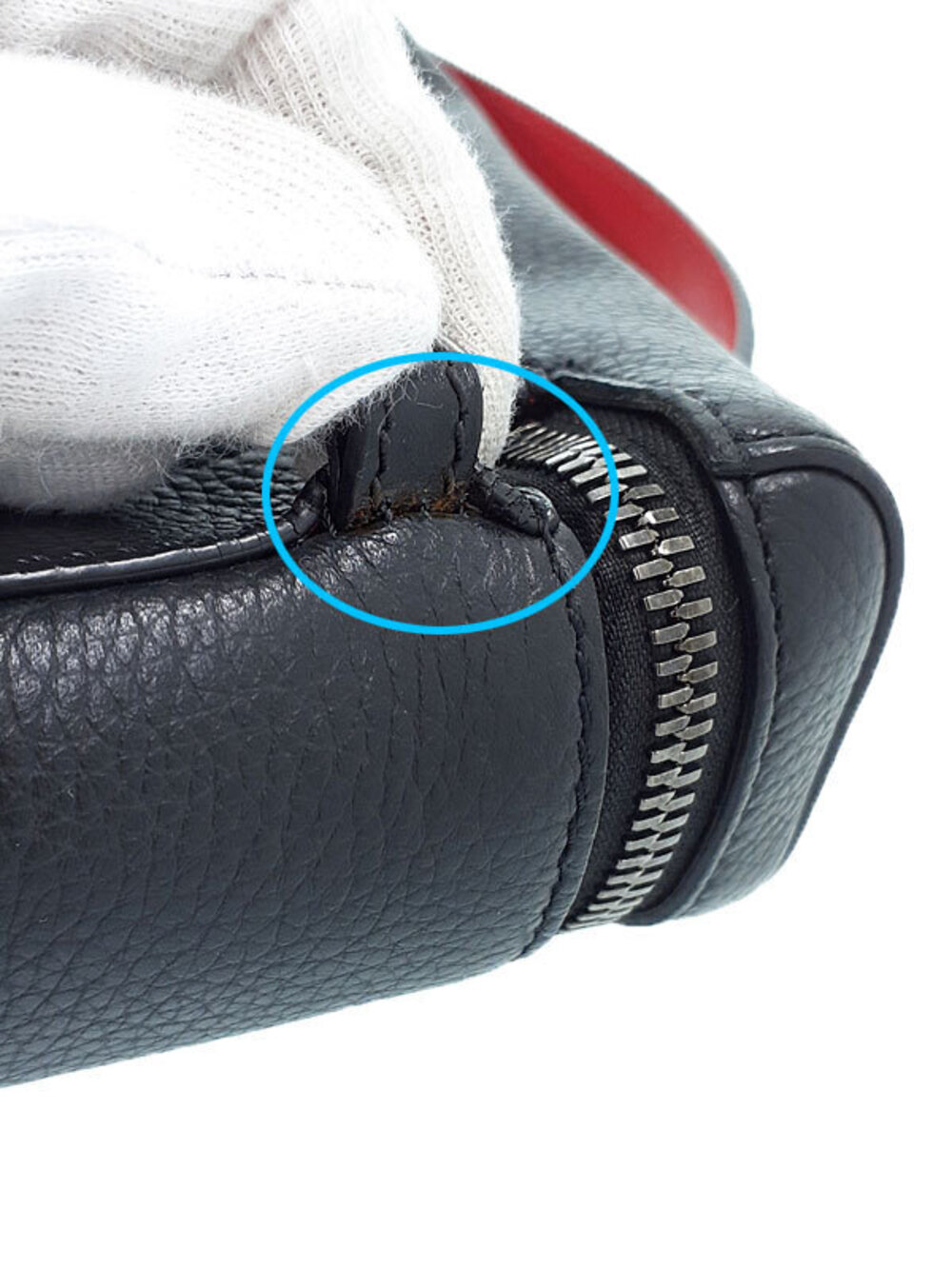 Christian Louboutin KYPIPOUCH Handbag - Picture 7 of 9